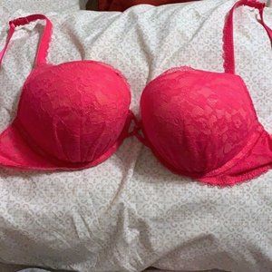 Victoria’s Secret Miraculous Plunge Bra - 36C